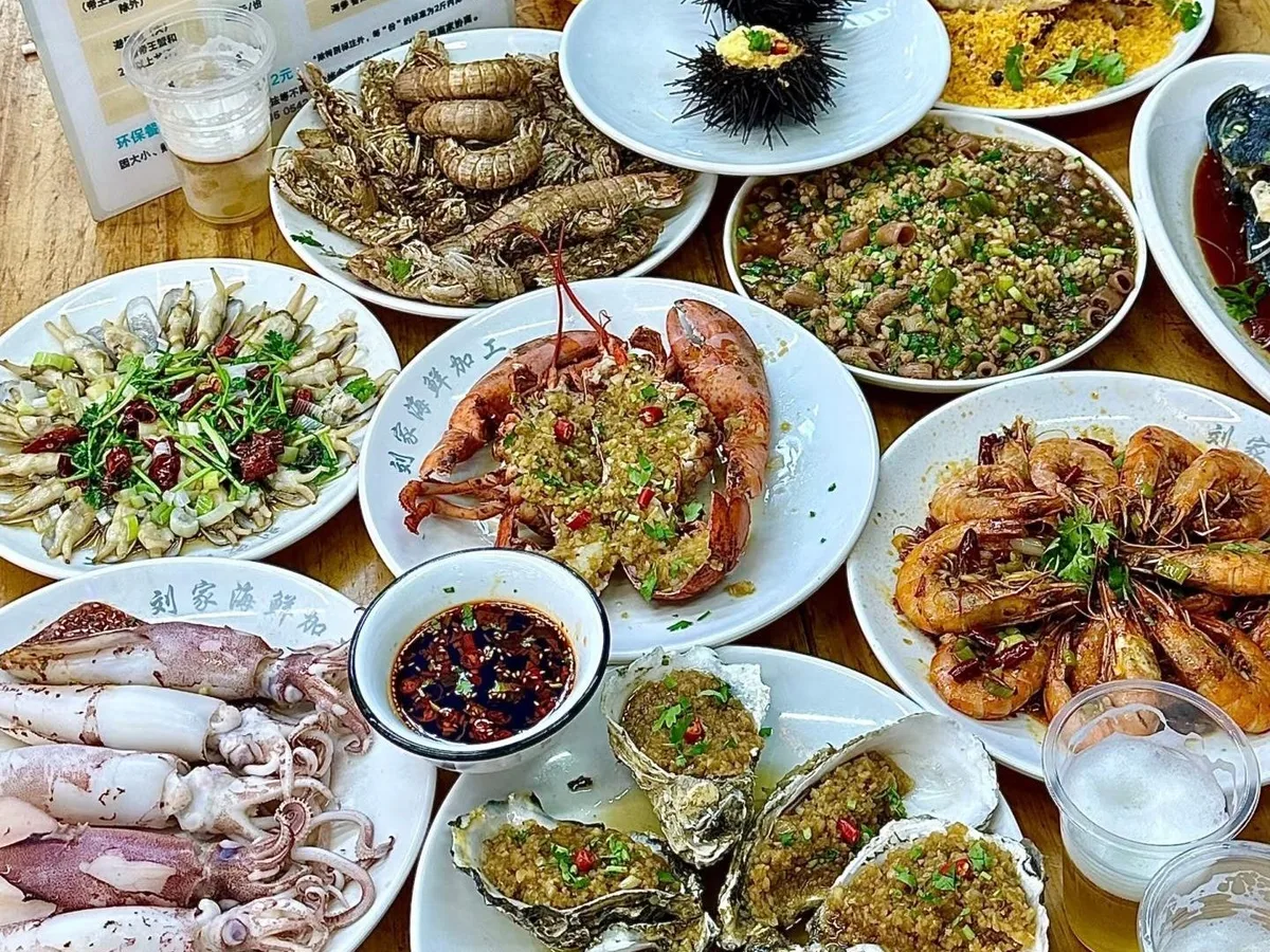 Tasting Qingdao: Local Market & Seafood Feast with Beer