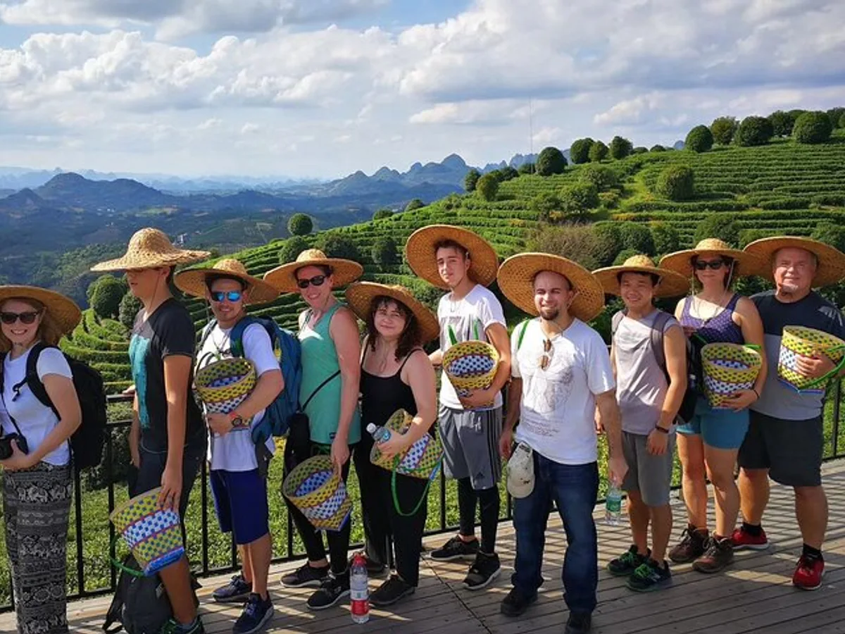 Half-day Tour: Largest Tea Plantation & Amazing Xianggong Hill