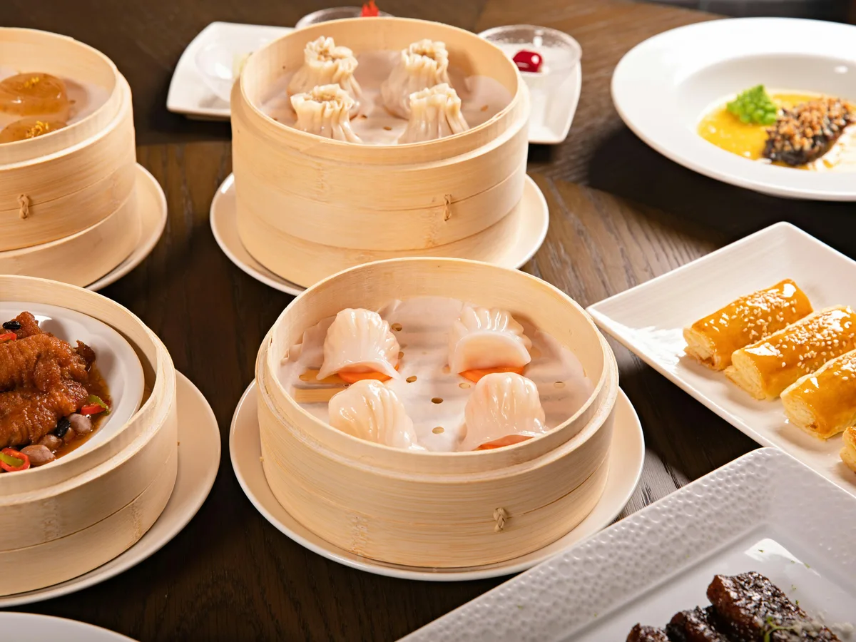 Tasting Hong Kong in Old Town Central: Dim Sum Deep-Dive · 1/4