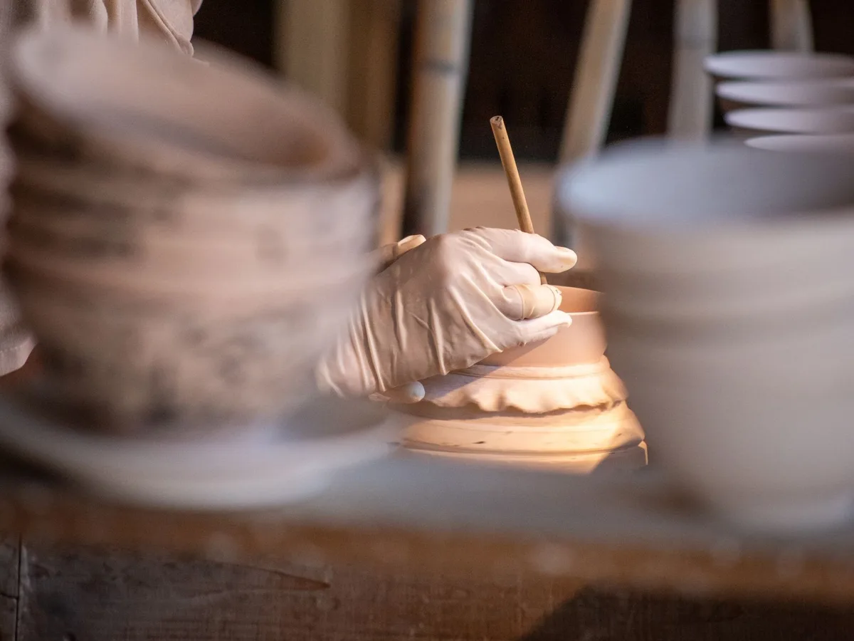 Dali Pottery Making and Local Market Eco Tour with English Guide