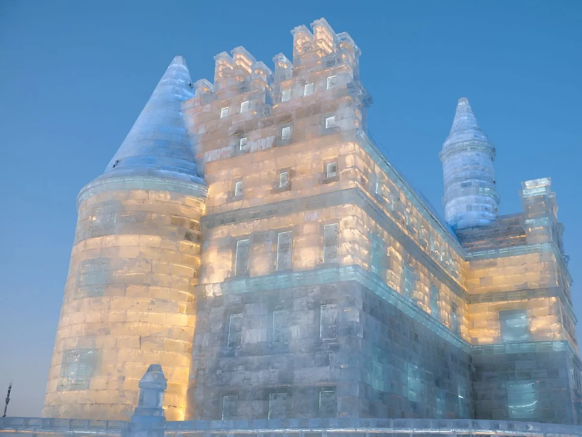 Harbin Ice Carving Mini Workshop or Winter Culture Experience with English Guide
