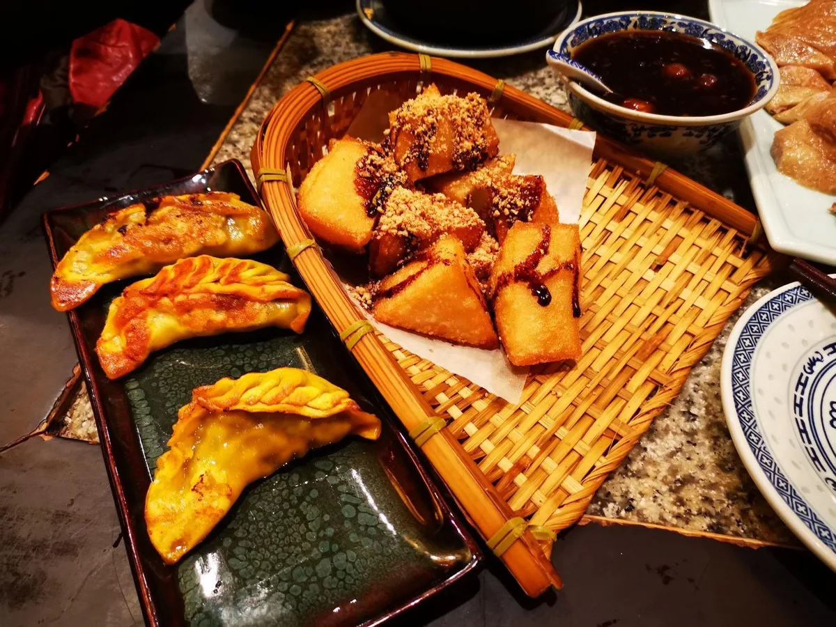 Nanjing: 3-Hour Local Food Tasting Tour · 3/4
