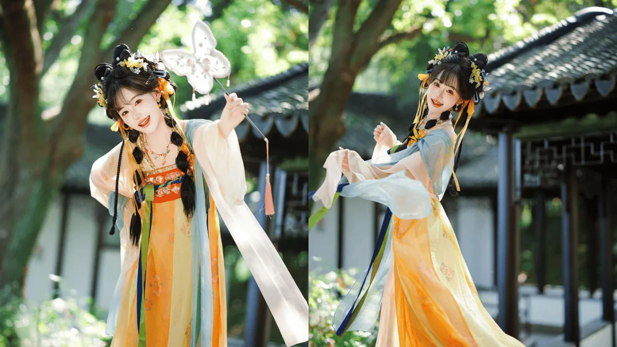 Suzhou: Classical Hanfu Photoshoot on Pingjiang Road · 3/4