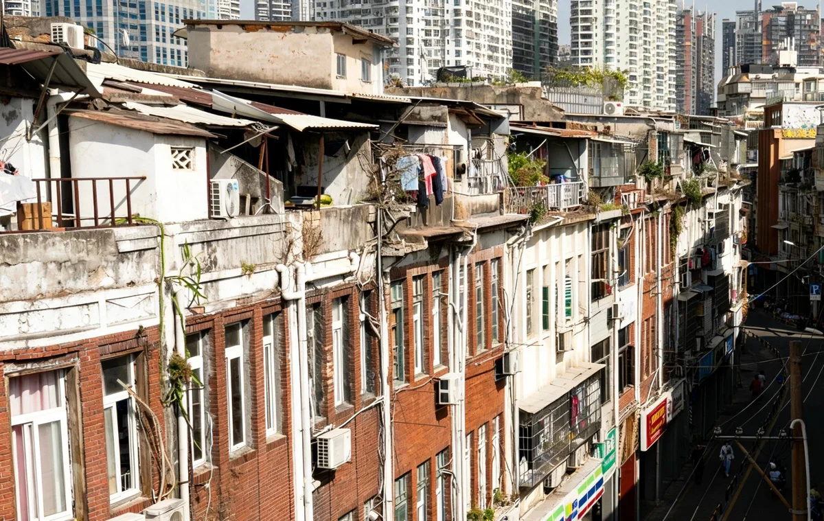 Xiamen local food tour on Historic Zhongshan Arcade Streets · 3/4