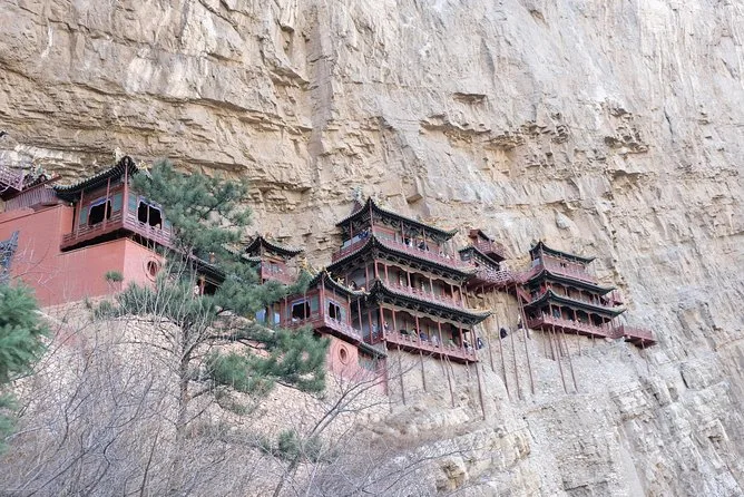 Datong Old City: Huayan Monastery and Nine Dragon Screen Walking Tour · 2/4