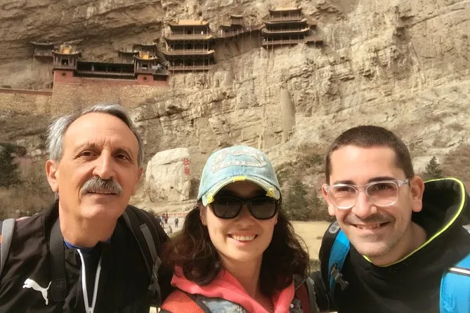 Datong Old City Night Walking Tour with Local Snacks · 4/4