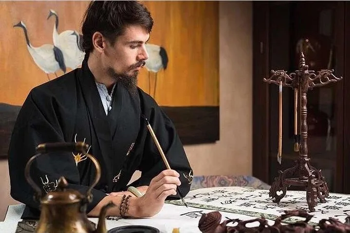 Beijing Wangfujing Calligraphy Class by Forbidden City · 3/4