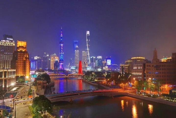 Shanghai Night River Cruise and Light Tour with Yuyuan Bazaar · 4/4
