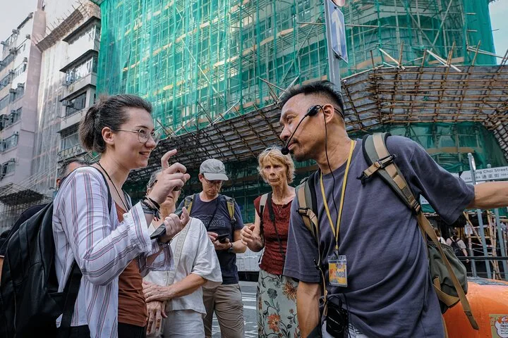 Hong Kong: Kowloon Street Markets Culture Walking Tour · 3/4