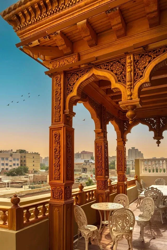 Half-Day Kashgar Sunday Market and Old Town Walking Tour · 3/4