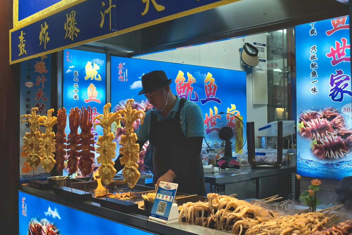 Nanchang Ganjiang River Cruise + Street Food Tasting · 4/4