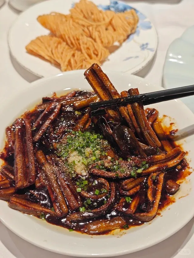 Authentic Shanghai Food + Culture Private Tour — 12+ Tastings · 4/4