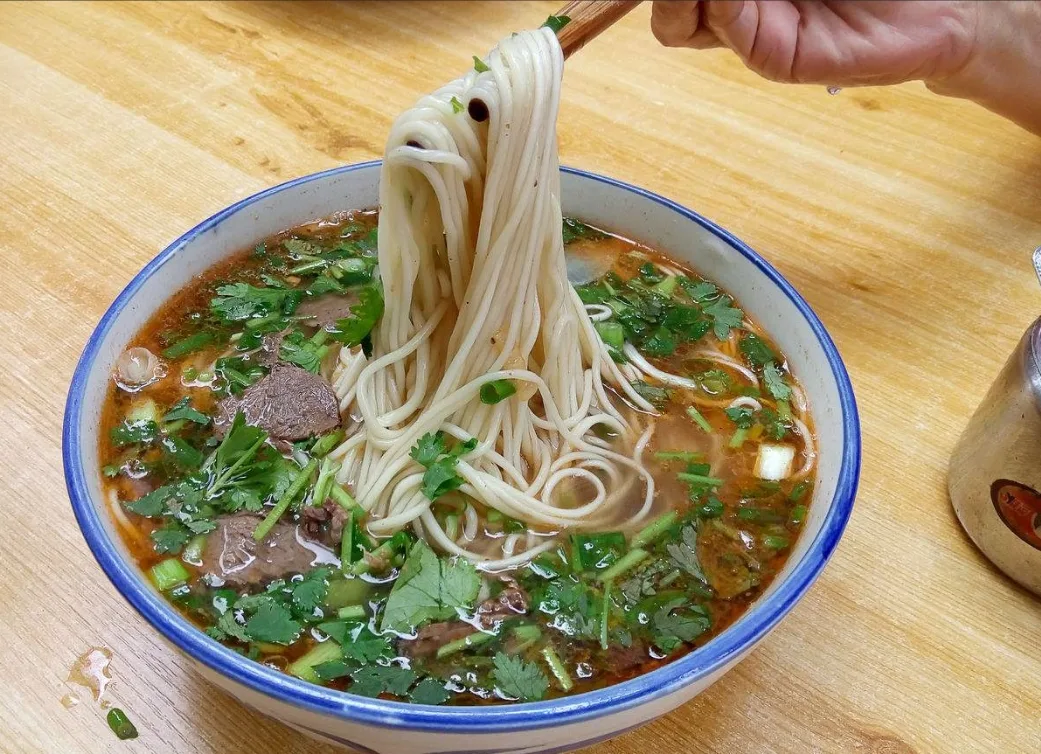 3-Hour Evening Food Tour in Xi'an Muslim Quarter · 4/4