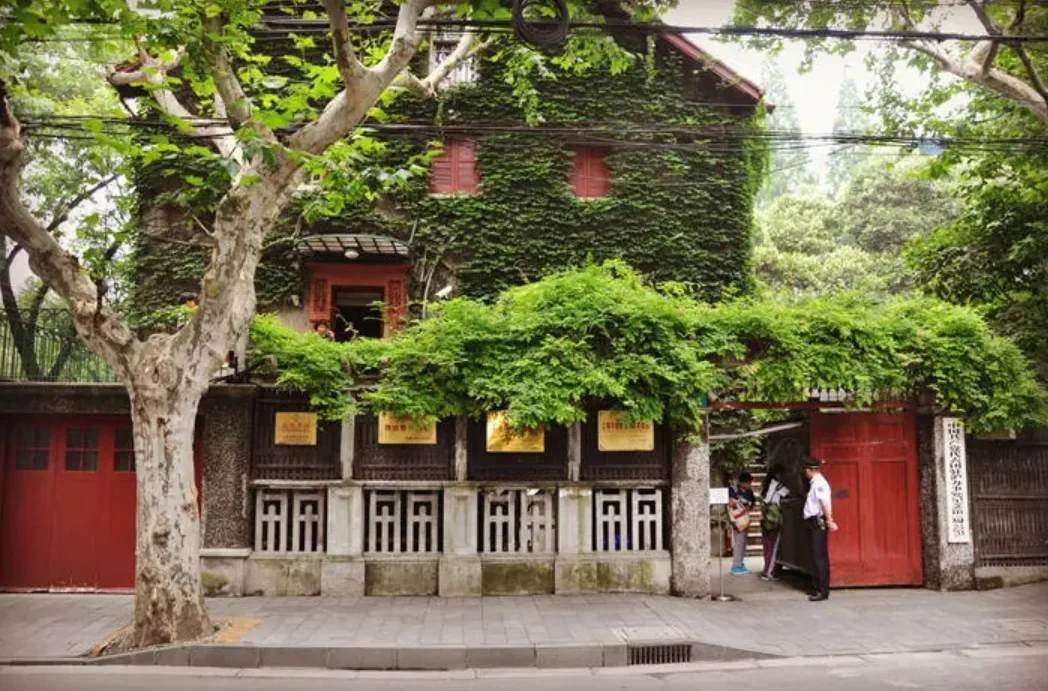 3-Hour Former French Concession Walking Discovery Tour · 4/4